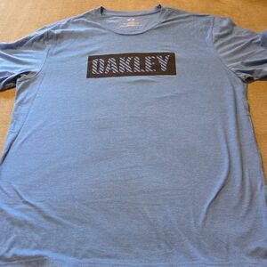 Oakley Regular Fit Heathered Blue Short Sleeve Tee